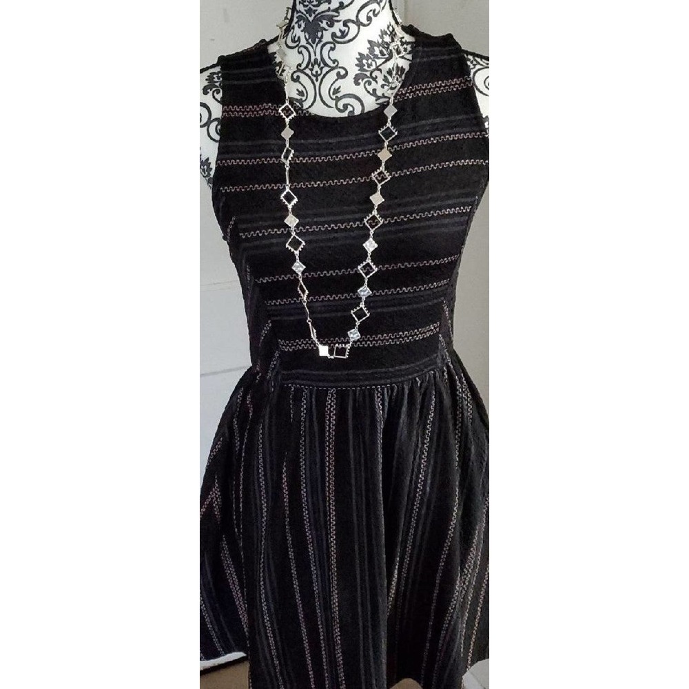 Super cute dark gray with stripes dress